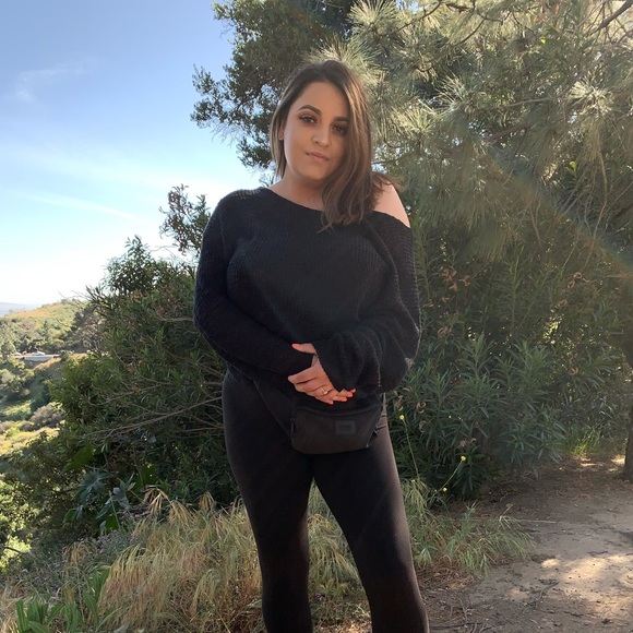 Meet your Posher, Steph - Picture 1 of 1